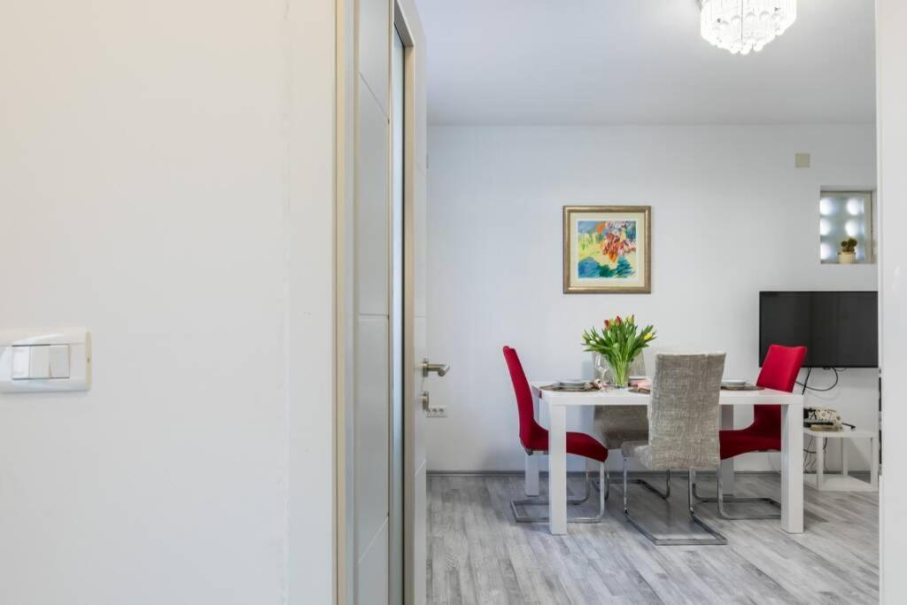 Apartman Buki **** Split Dış mekan fotoğraf